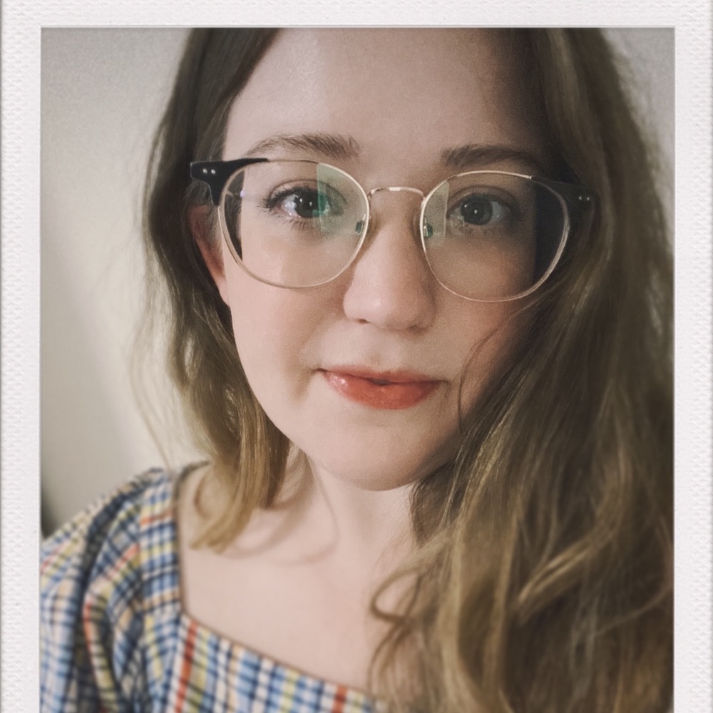 Meet your Posher, Carrie